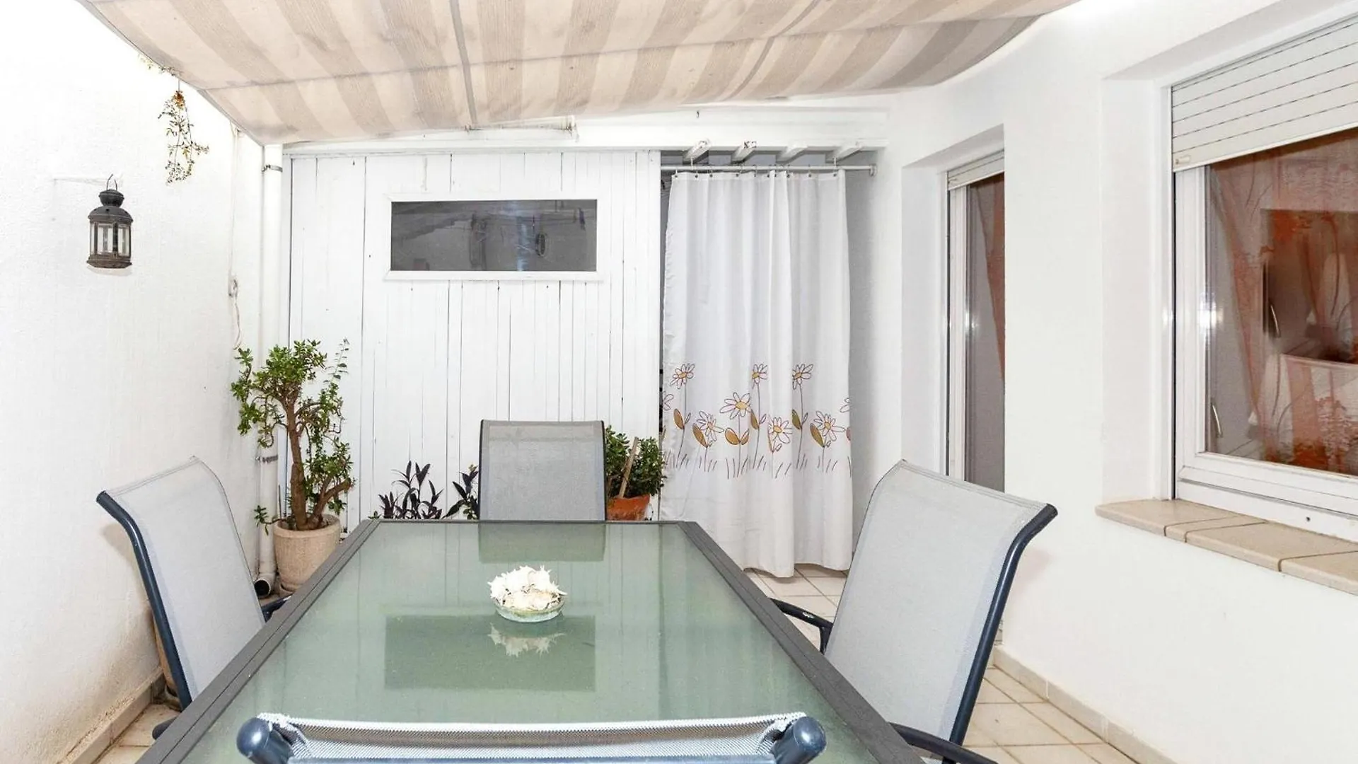 Spacious Apartment In The Heart Of Roses Hiszpania